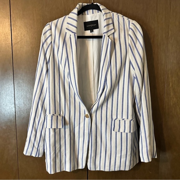 Banana Republic Blue and White Striped Blazer - Picture 2 of 12